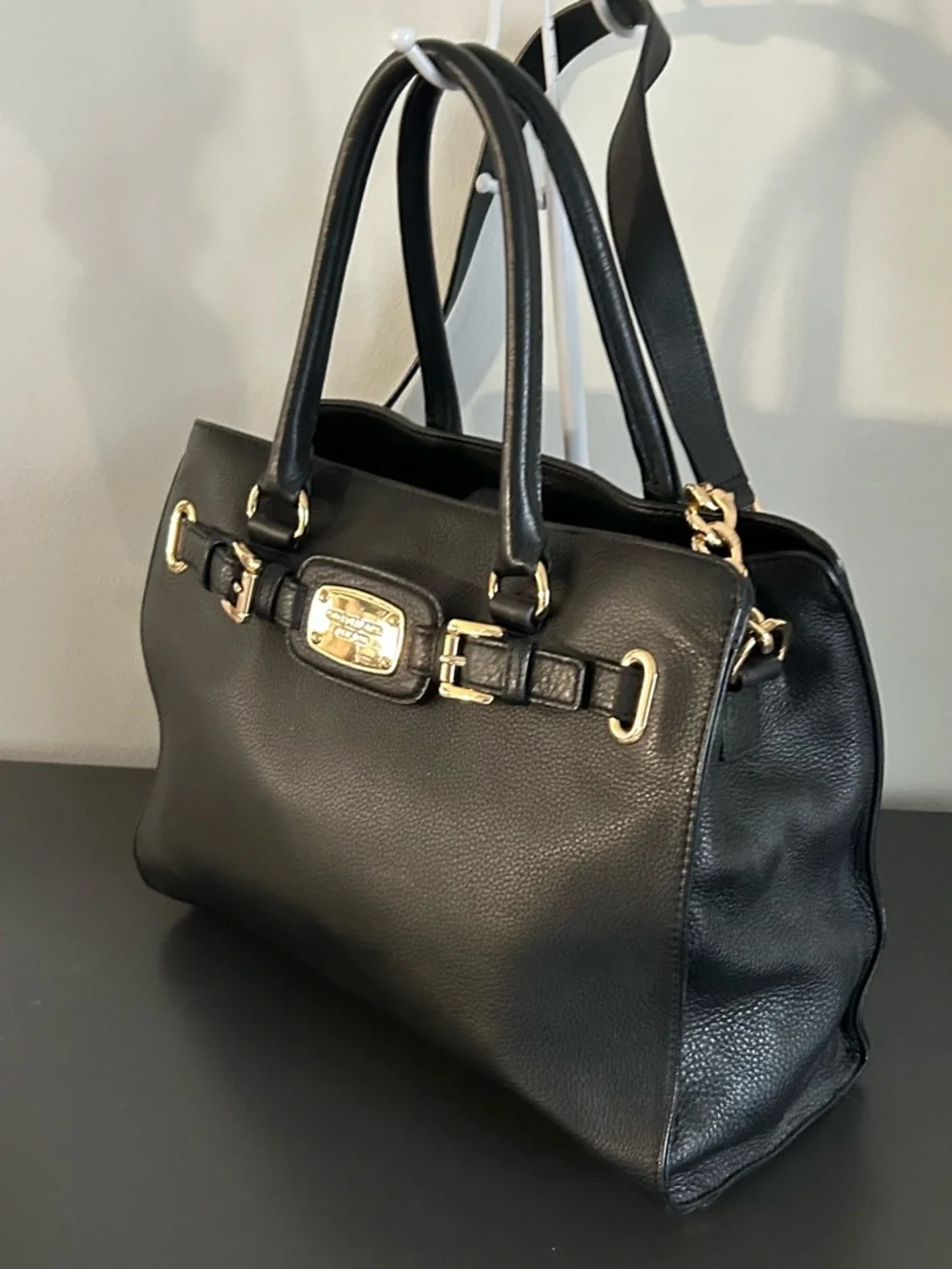 Michael Kors Black Leather Satchel Gold Hardware Shoulder Bag Crossbody - Picture 5 of 14